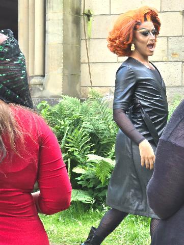 Actress with audience